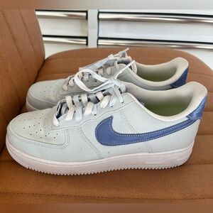 Women’s Nike Air Force 1